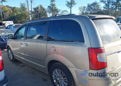 2015 Chrysler Town & Country Touring-L из США, поврежденный, VIN 2C4RC1CG8FR657608